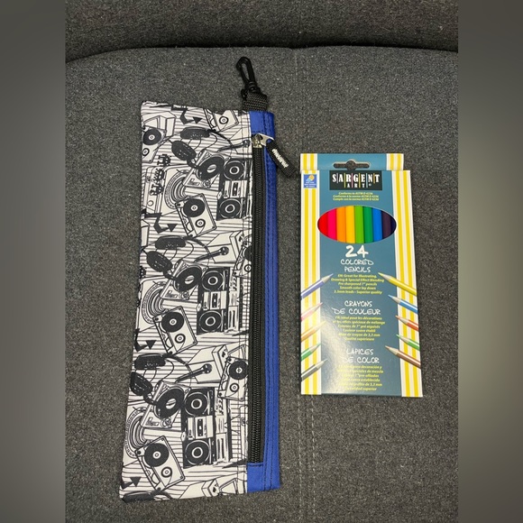 Sargent Art coloured pencils and case - Picture 2 of 4